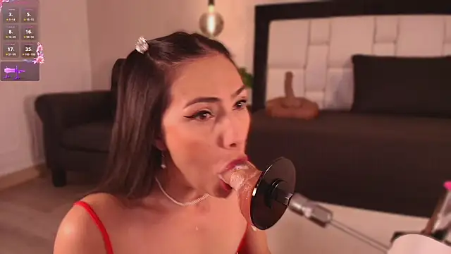 Mia gag  online show from 05/14/26, 11:29