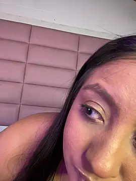AmaranttayLunay online show from 07/11/26, 07:47