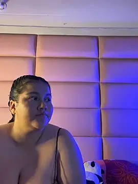 AmaranttayLunay online show from 04/11/26, 08:01