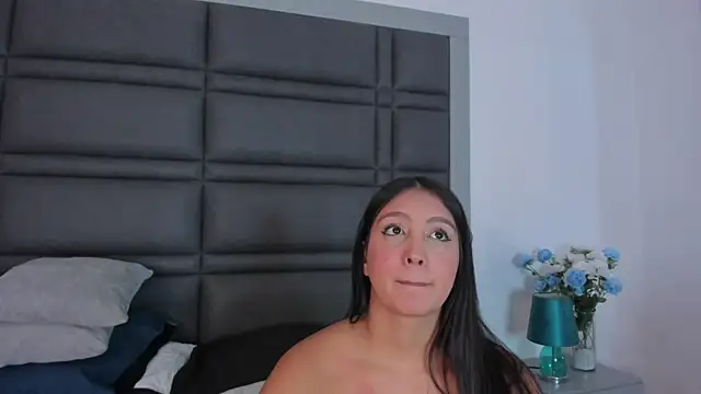 AmaranttayLunay online show from 04/01/26, 02:58