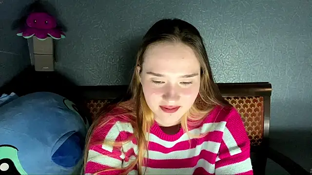 Snapshot of CarmelaLiebherr chatting on 03/28/26, 04:08 CarmelaLiebherr online show from 03/28/26, 04:08