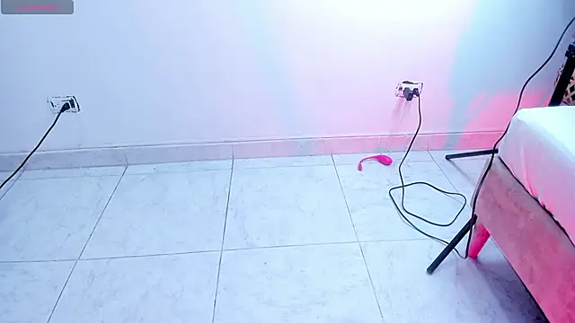 Snapshot of AgathaSavage chatting on 04/09/26, 02:35 AgathaSavage online show from 04/09/26, 02:35