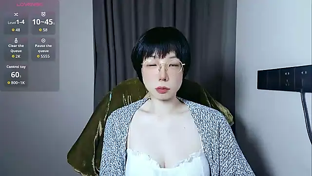 lin lin 520 520 online show from 05/07/26, 03:37