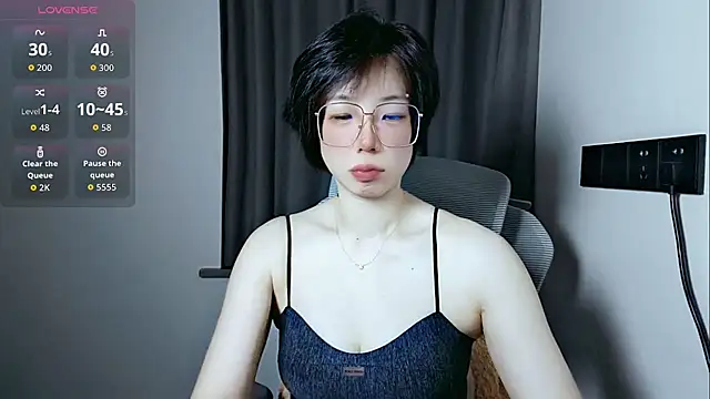 lin lin 520 520 online show from 06/24/26, 04:16