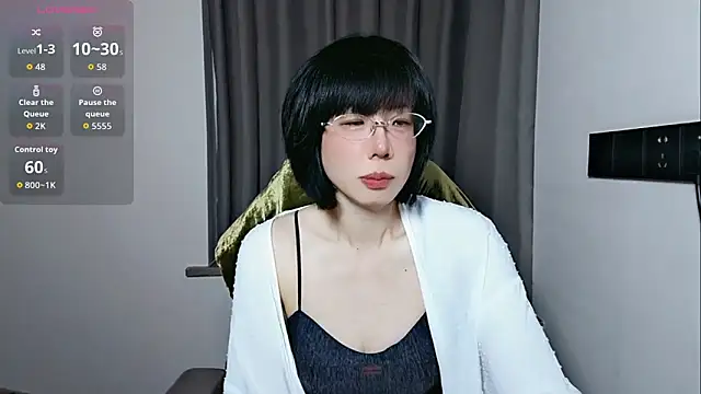 lin lin 520 520 online show from 04/23/26, 05:14