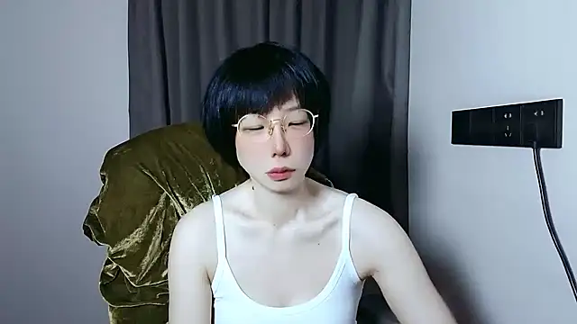 lin lin 520 520 online show from 05/26/26, 03:32