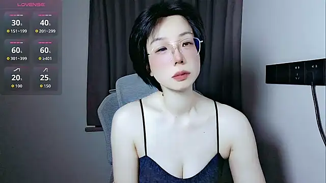 lin lin 520 520 online show from 06/02/26, 03:45
