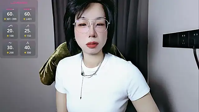 lin lin 520 520 online show from 04/27/26, 07:50