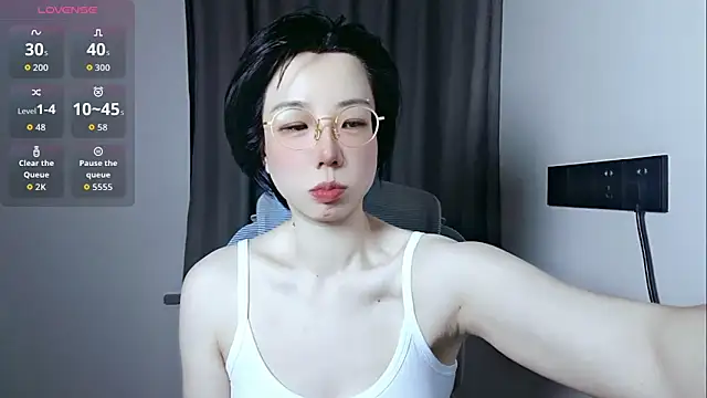 lin lin 520 520 online show from 06/06/26, 04:45