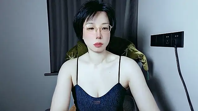 lin lin 520 520 online show from 05/20/26, 04:04