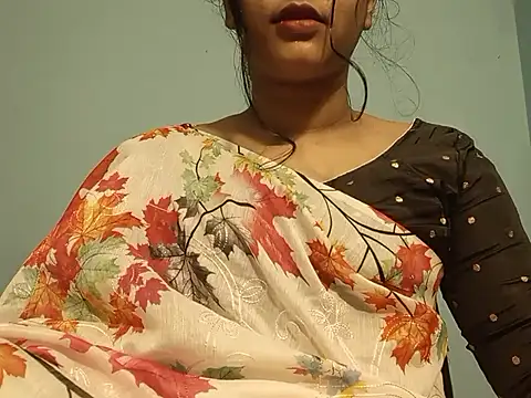 Emma 4433 online show from 04/13/26, 04:44