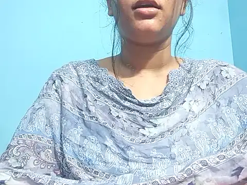 Emma 4433 online show from 04/16/26, 05:36