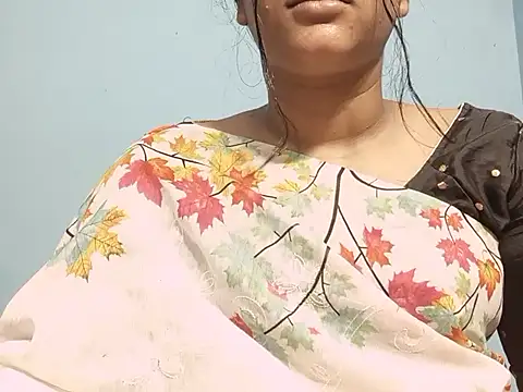 Emma 4433 online show from 04/18/26, 05:26