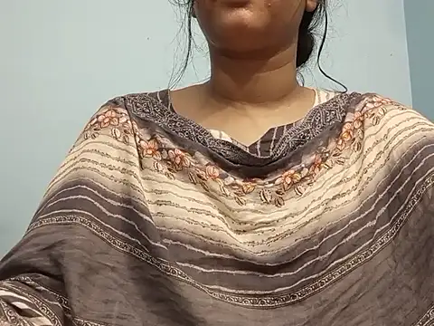 Emma 4433 online show from 04/23/26, 07:59