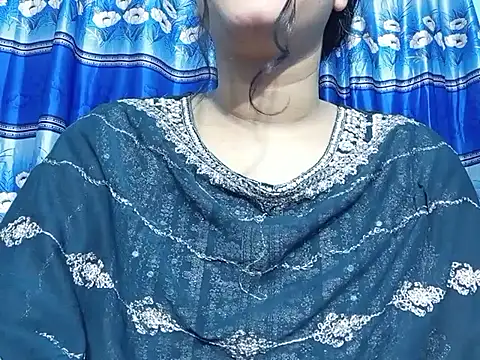 Emma 4433 online show from 03/15/26, 04:14