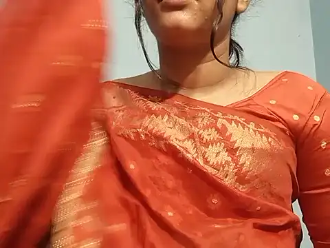 Emma 4433 online show from 04/15/26, 07:58