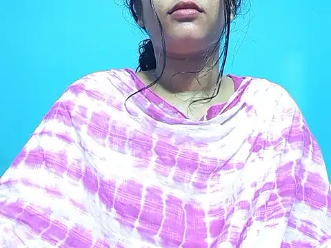 Emma 4433 online show from 04/05/26, 05:36