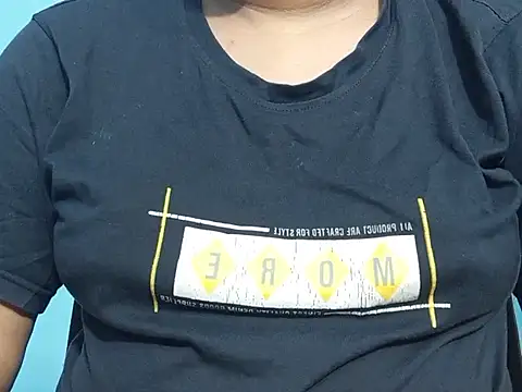 Emma 4433 online show from 04/01/26, 09:12