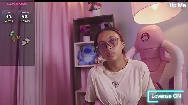 nahomy 2308 online show from 06/26/26, 12:33