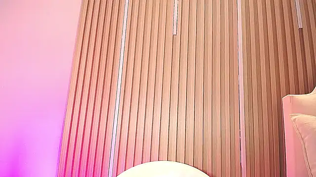 ZafiroCat online show from 04/05/26, 05:36