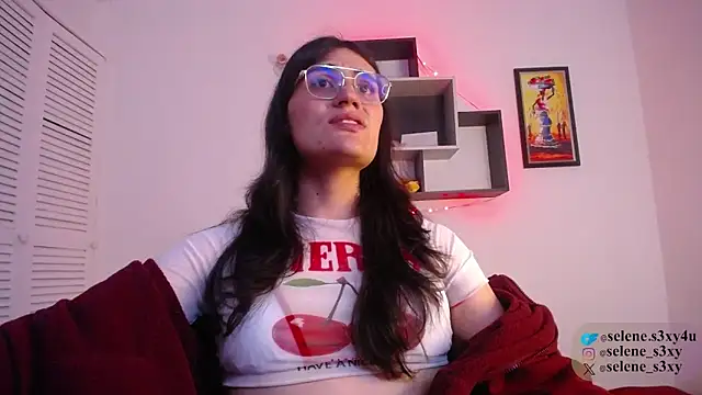 Snapshot of selene_cutie chatting on 03/20/26, 12:22 selene cutie online show from 03/20/26, 12:22