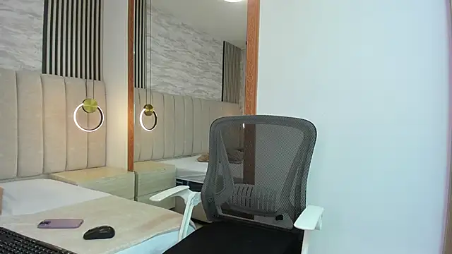 abrillrose online show from 04/03/26, 02:56