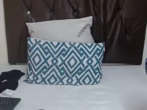 Thickleex22 online show from 03/12/26, 07:23