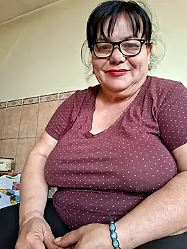 HotMilf80 online show from 03/19/26, 10:59