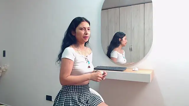 Snapshot of Tamar4_f00x chatting on 04/09/26, 12:44 Tamar4 f00x online show from 04/09/26, 12:44