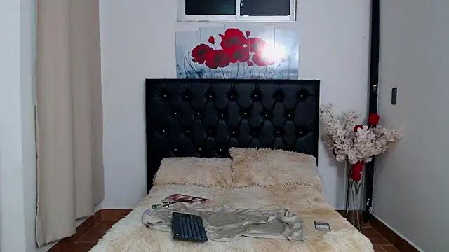 Snapshot of Tamar4_f00x chatting on 04/07/26, 12:51 Tamar4 f00x online show from 04/07/26, 12:51