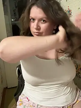 Nenssy555 online show from 04/09/26, 07:53