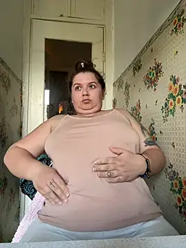 Nenssy555 online show from 04/13/26, 02:10