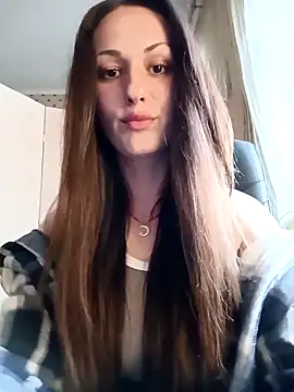 LunaCrystall online show from 04/19/26, 03:35