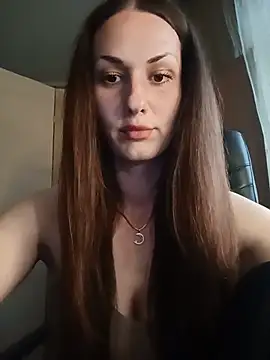 LunaCrystall online show from 05/20/26, 03:53