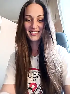 LunaCrystall online show from 04/15/26, 03:38