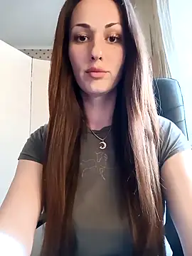 LunaCrystall online show from 05/04/26, 03:59