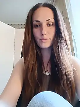 LunaCrystall online show from 05/22/26, 03:43