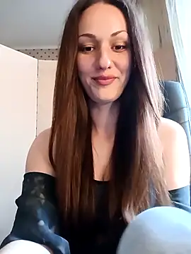 LunaCrystall online show from 04/27/26, 04:05