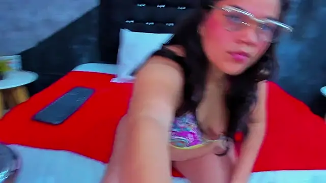 scarlettt  joness online show from 03/11/26, 12:43