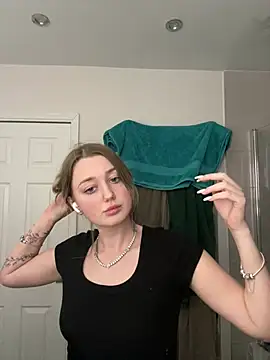 Ameliaxoxoo online show from 04/26/26, 12:08