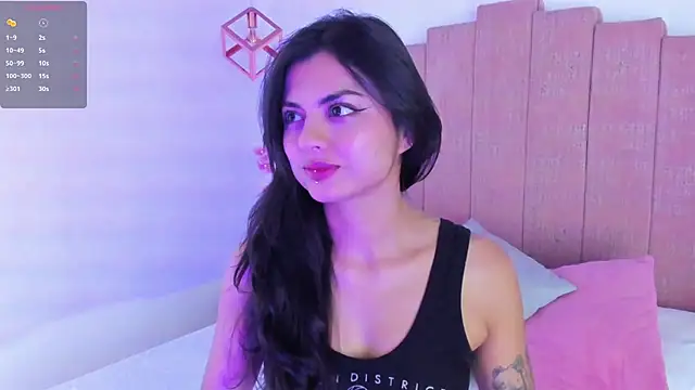 Zoee Kravitz online show from 04/08/26, 09:05