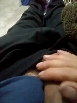 Snapshot of Ang3l_19 chatting on 04/04/26, 03:13 Ang3l 19 online show from 04/04/26, 03:13