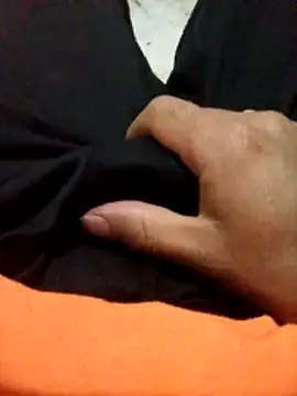 Snapshot of Ang3l_19 chatting on 04/10/26, 03:24 Ang3l 19 online show from 04/10/26, 03:24