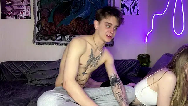 RoxyWave online show from 04/07/26, 05:37