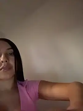 Mia M11 online show from 03/18/26, 10:21