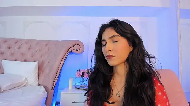 LucianaBlanco  online show from 03/30/26, 08:54