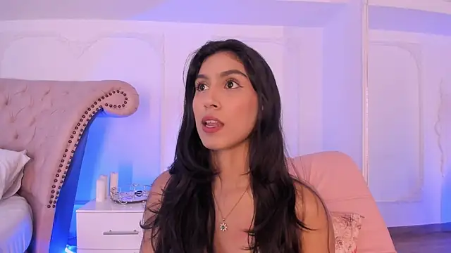 LucianaBlanco  online show from 05/07/26, 09:07