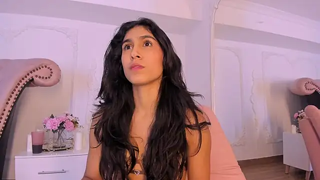 LucianaBlanco  online show from 05/03/26, 12:53