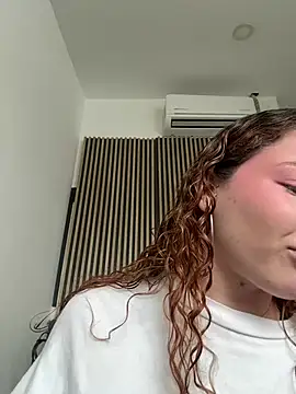 AphroditeSweett online show from 05/02/26, 08:58