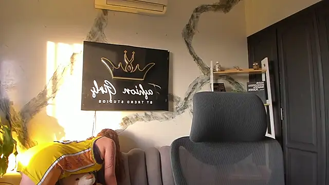 AphroditeSweett online show from 04/04/26, 10:38